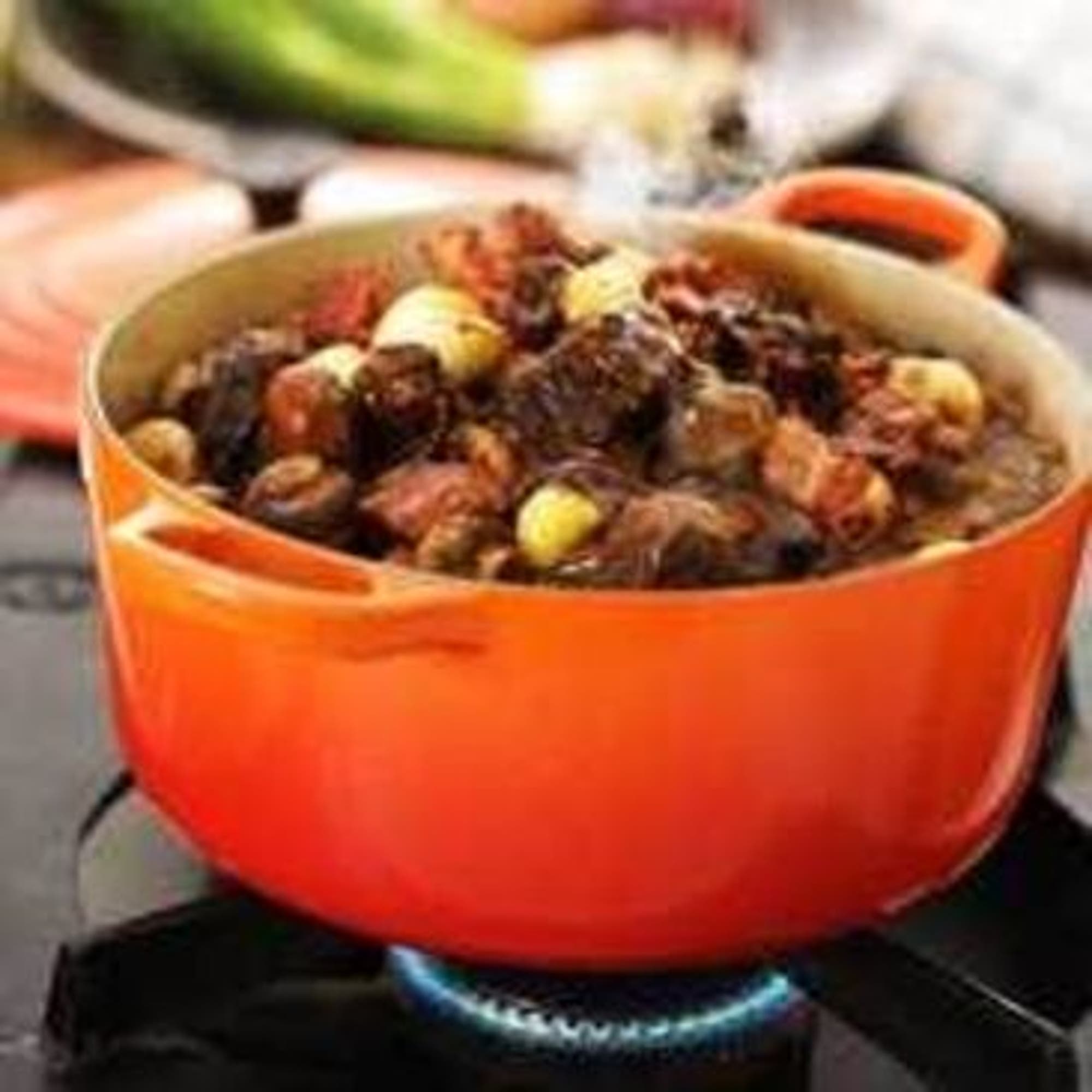 Klassisk Boeuf Bourguignon med champinjoner och smålök