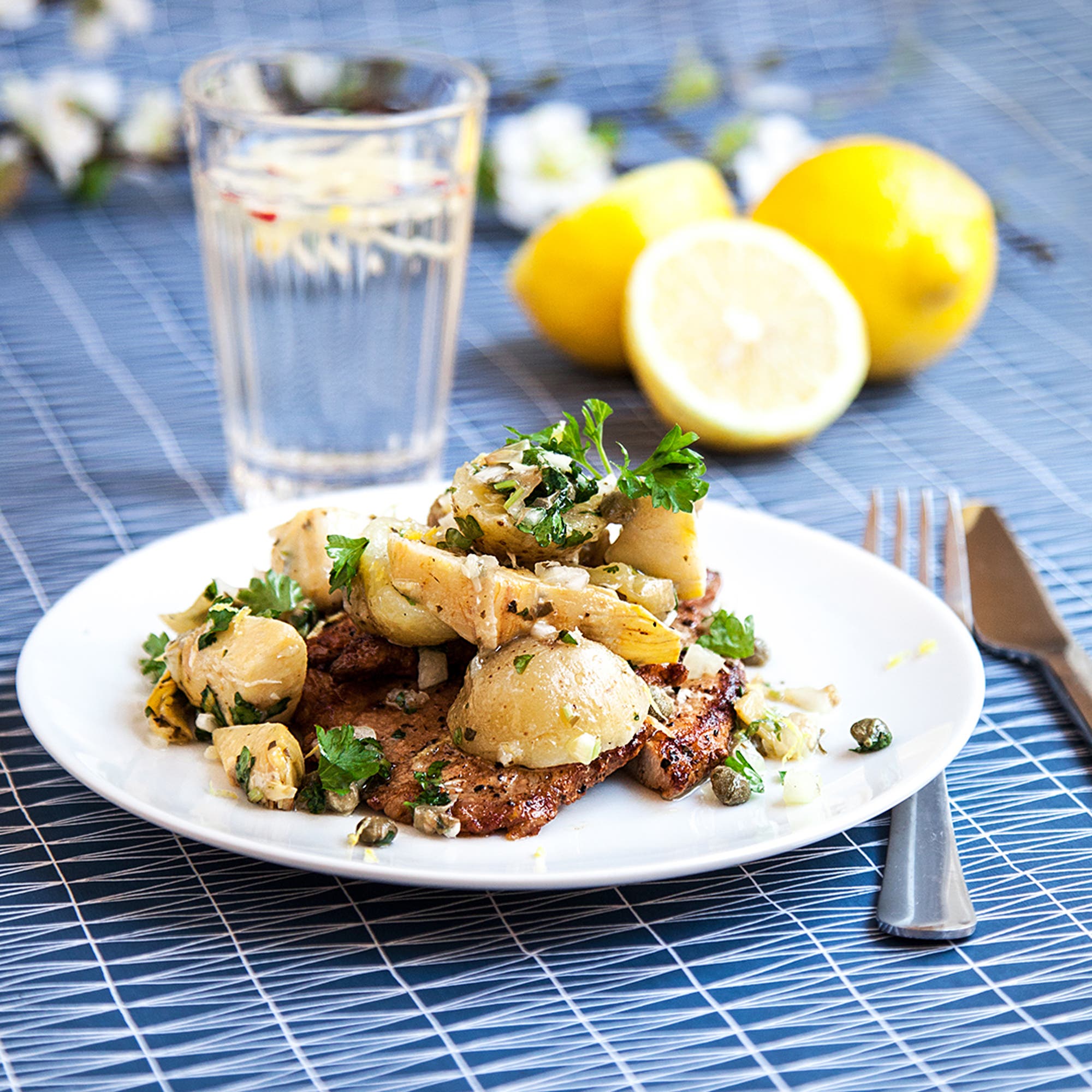 Skinkschnitzel med kronärtskockspotatis