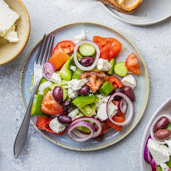 Grekisk sallad med dressing