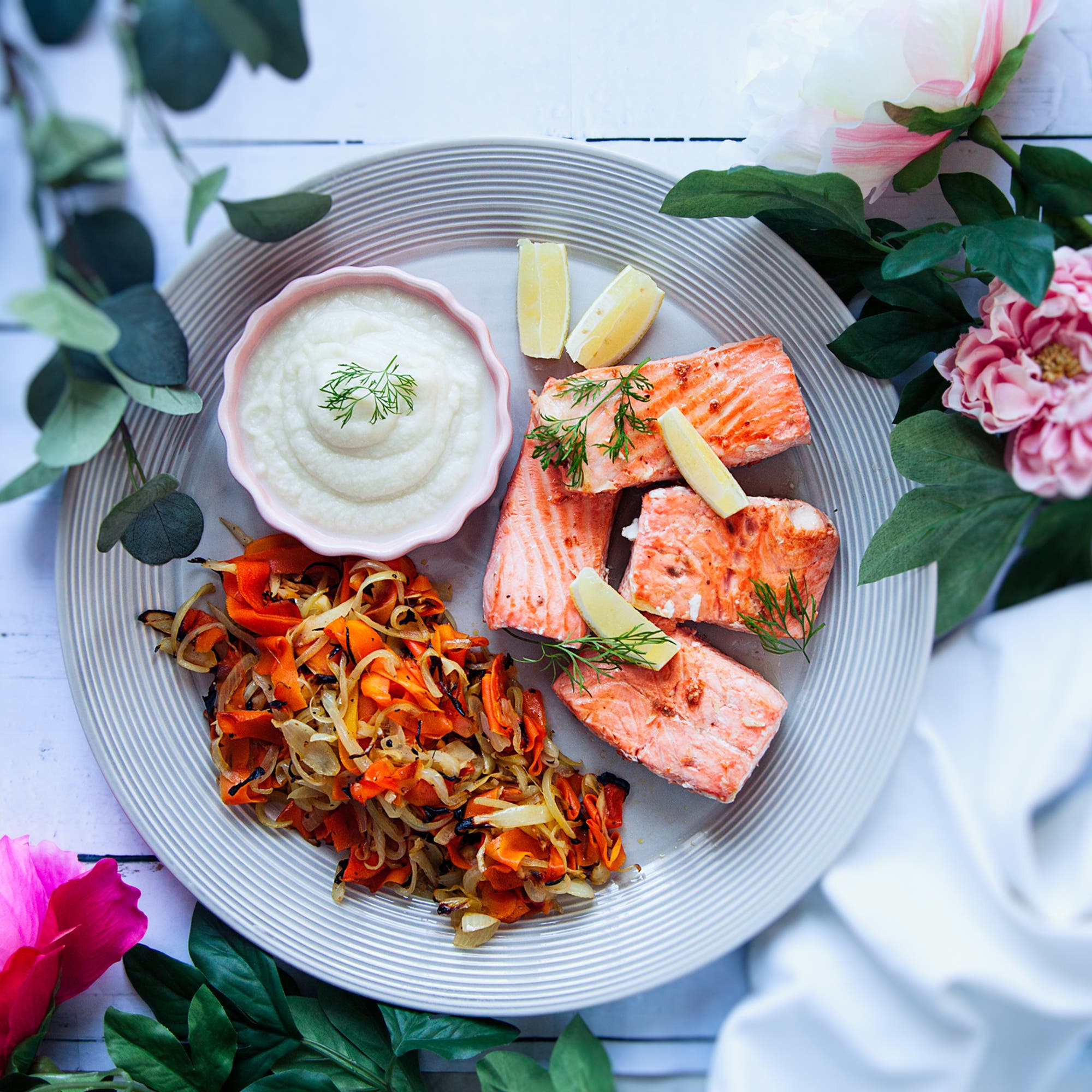 Fredriks citronmarinerade laxfilé med blomkålspuré