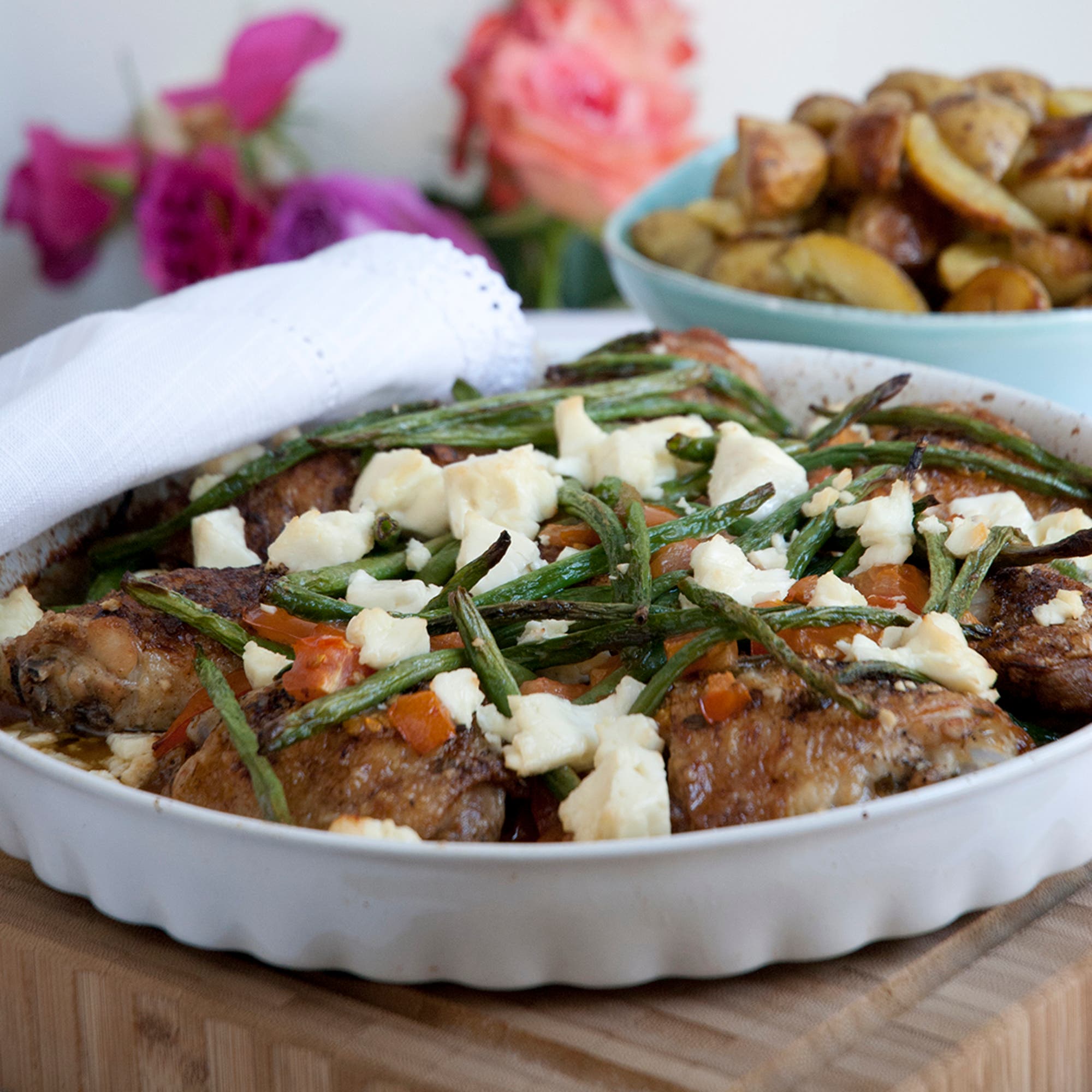 Knaprig kyckling med fetaost och haricots verts