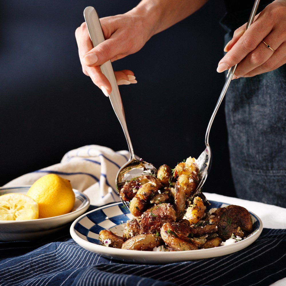 Grillad smashed potatis med dill och citron