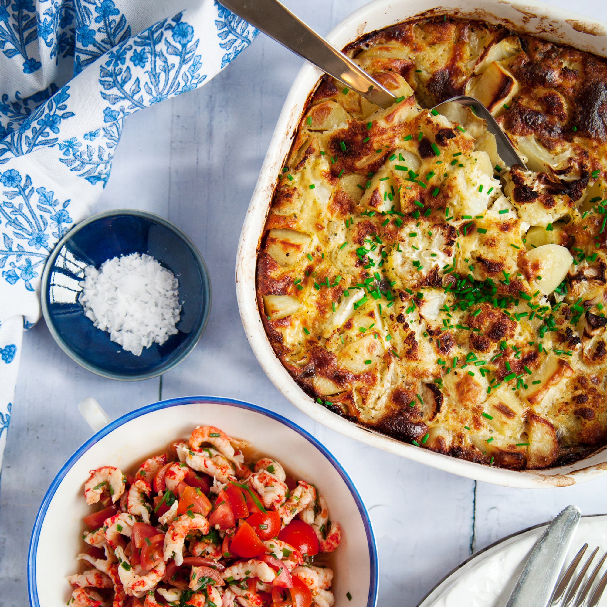 Blomkålsfrittata med kräftstjärtstopping