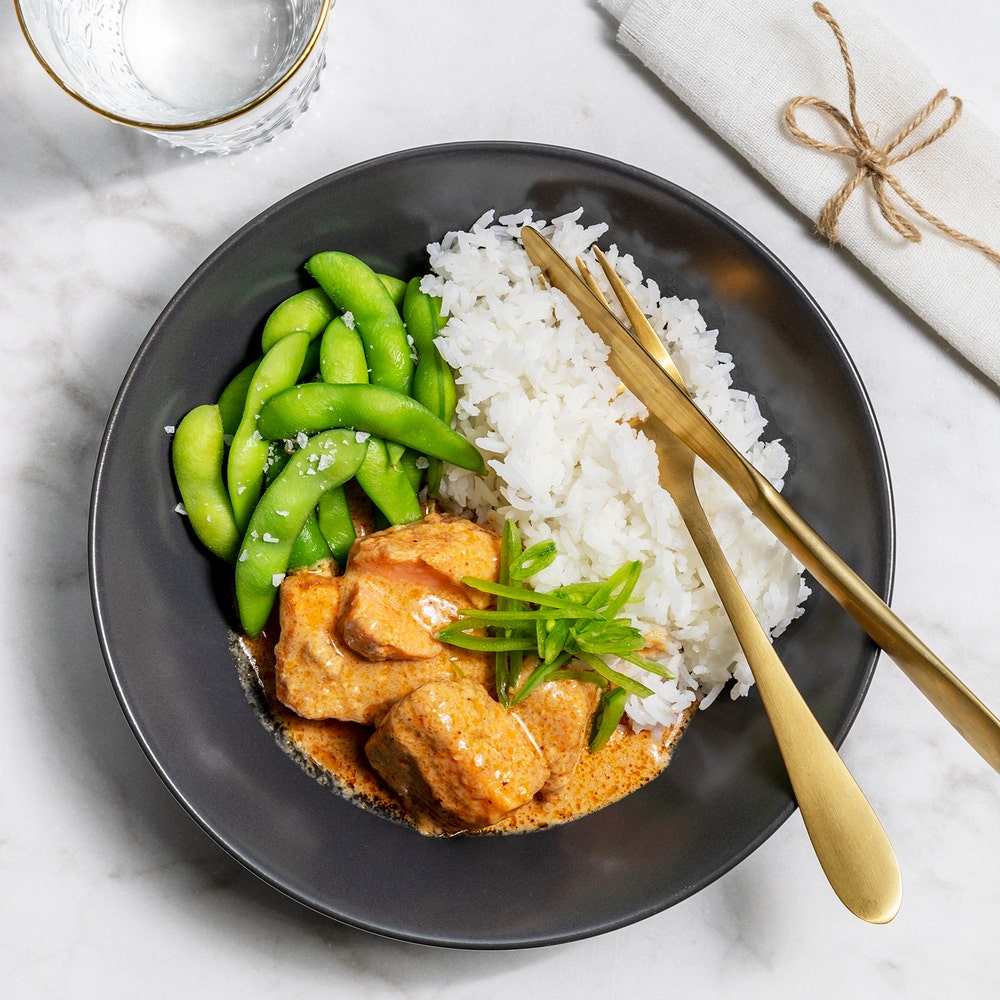 Lax i röd currysås