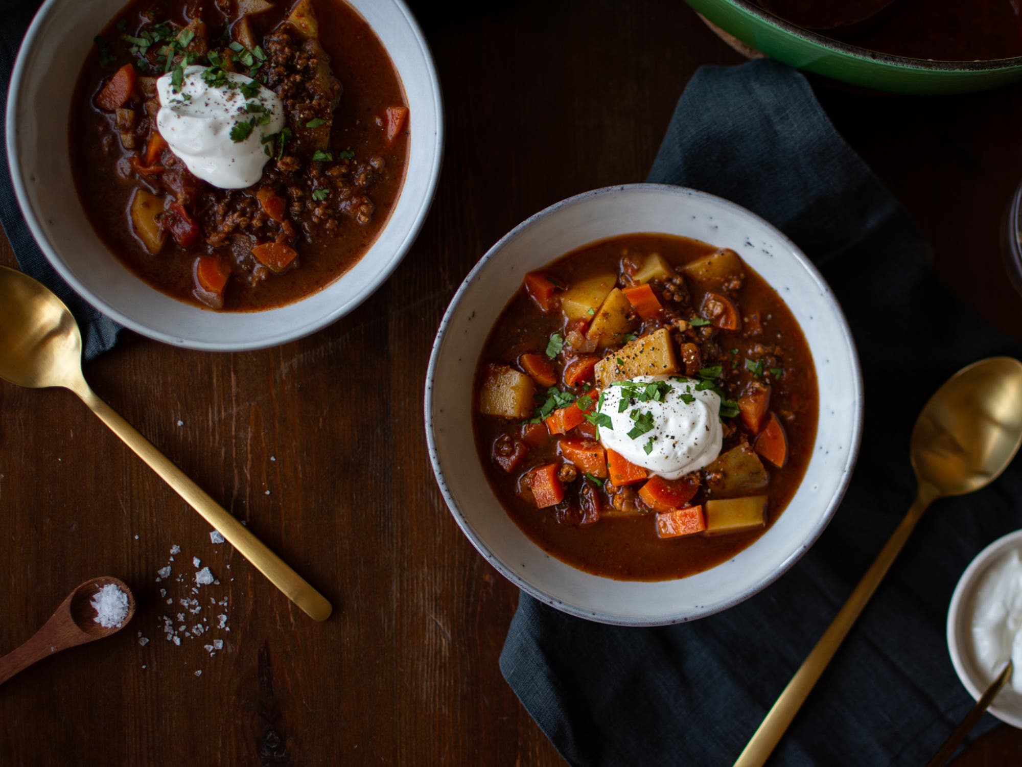 Vegetarisk gulaschsoppa