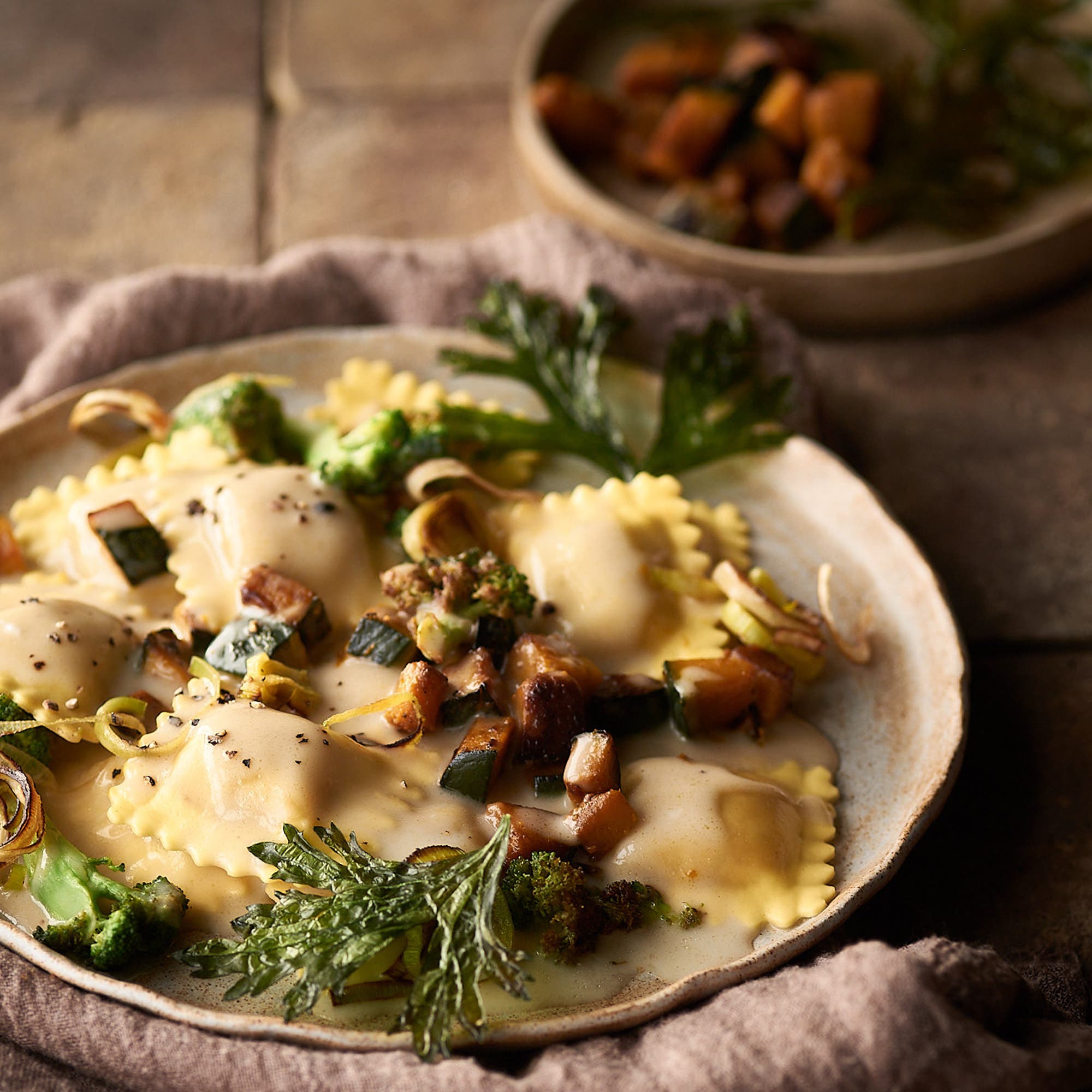 Krämig höstpasta med parmesansås och zucchini