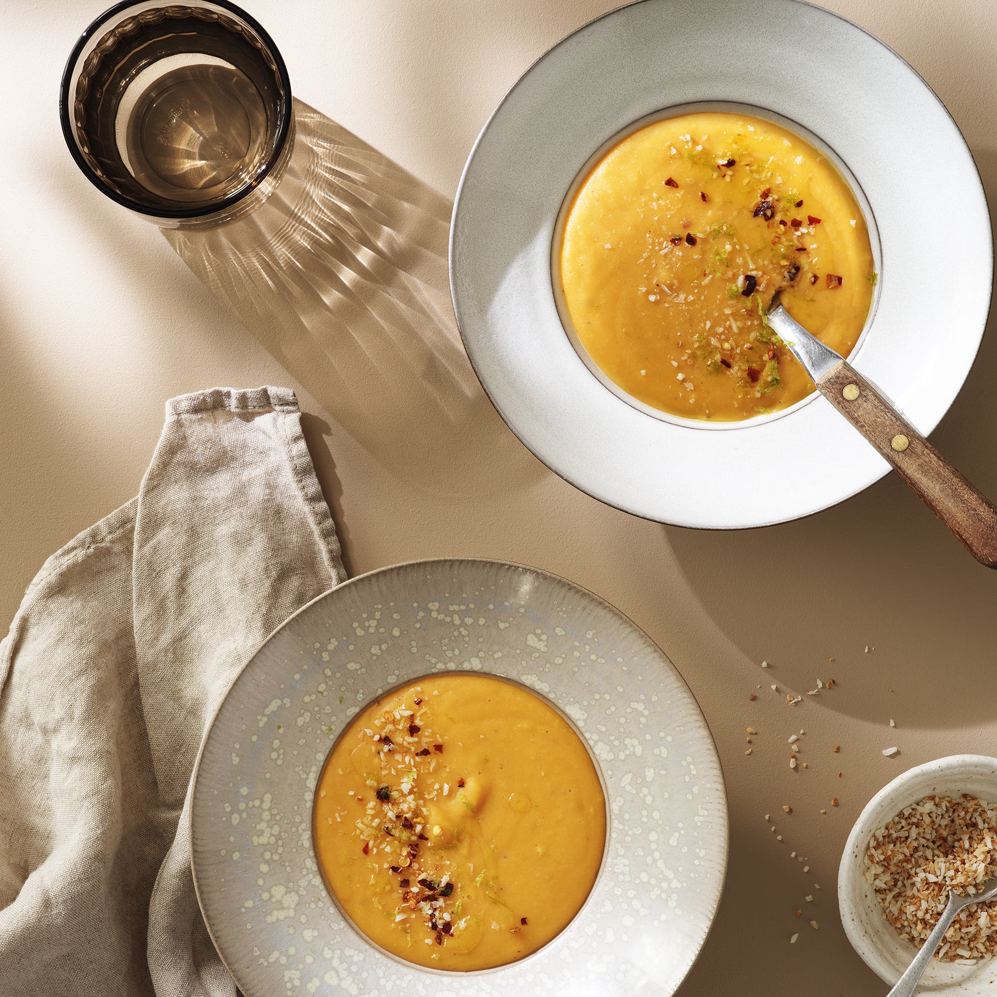 Sötpotatissoppa med kokos och ingefära