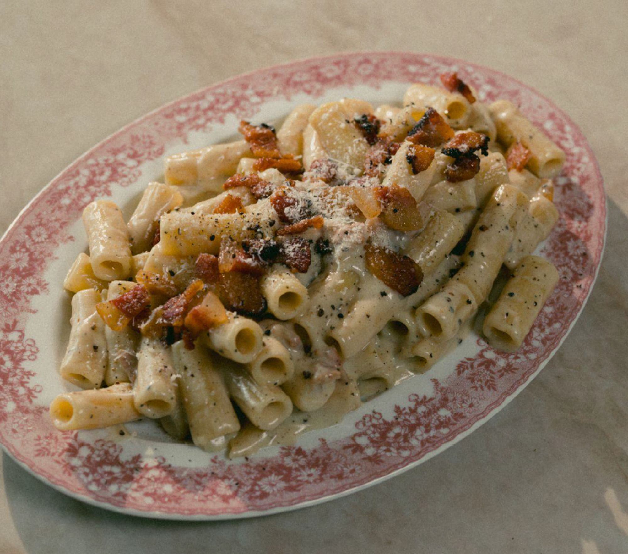 Rigatoni carbonara